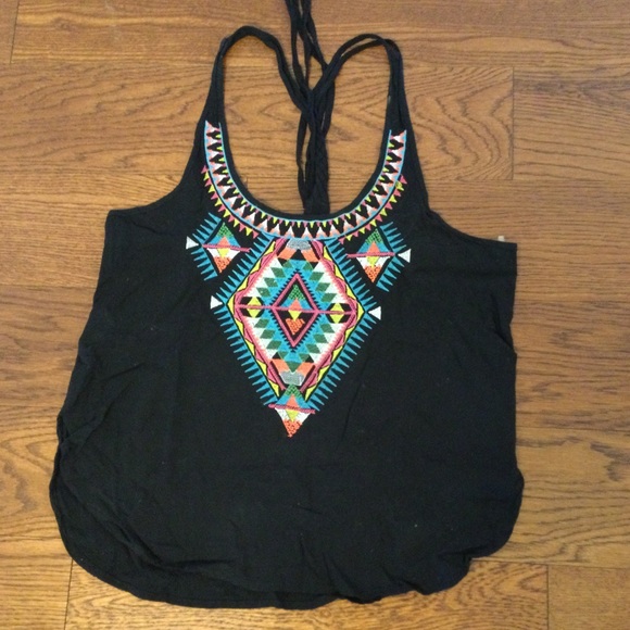 love on a hanger Tops - Love on a Hanger halter top in small